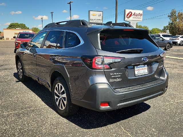 Certified 2025 Subaru Outback Premium AWD/4WD image 3
