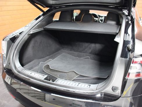 Used 2018 Tesla Model S 75D image 15