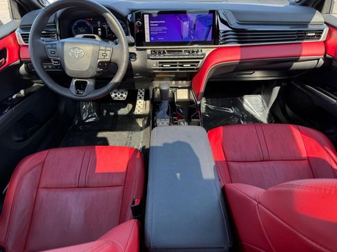 Used 2025 Toyota Camry XSE w/ Premium Plus Package image 14