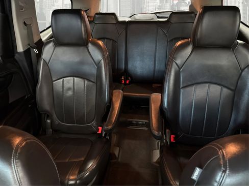 Used 2016 Chevrolet Traverse LTZ image 15