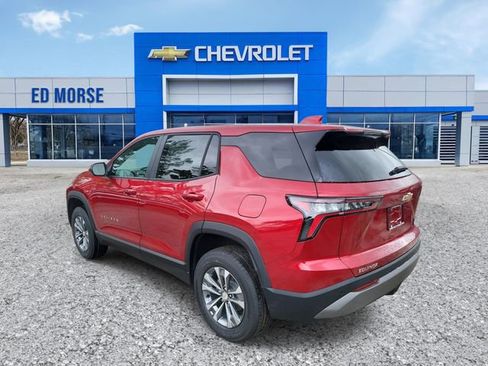 New 2026 Chevrolet Equinox LT w/ Convenience Package II image 2