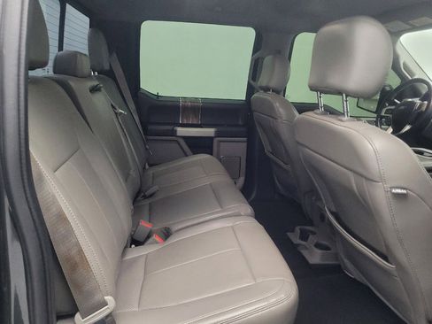 Used 2018 Ford F150 Lariat RWD image 19
