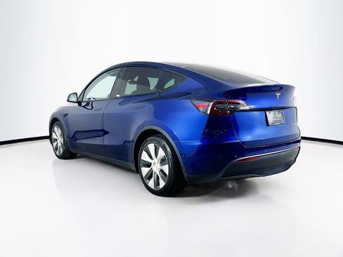 Used 2022 Tesla Model Y Long Range AWD/4WD image 5