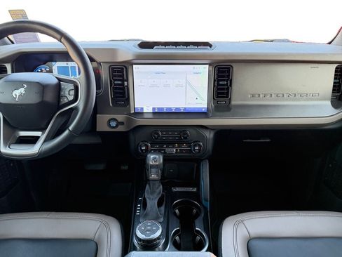 Used 2024 Ford Bronco Wildtrak AWD/4WD image 12