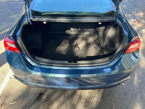 Used 2024 Chevrolet Malibu LT image 31