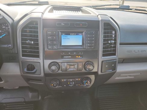 Used 2021 Ford F250 XL w/ Power Equipment Group RWD image 25