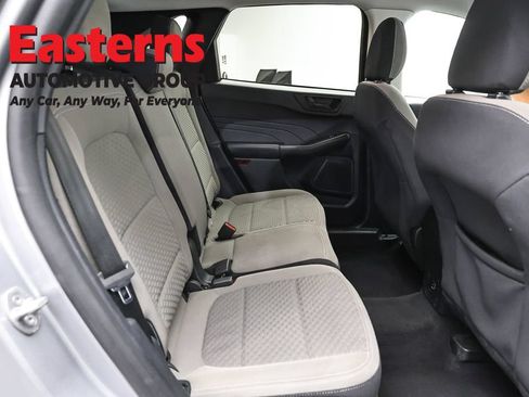 Used 2022 Ford Escape SE FWD image 24
