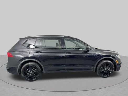 Used 2024 Volkswagen Tiguan SE R-Line AWD/4WD image 36