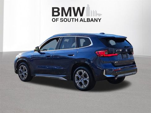 Used 2025 BMW X1 xDrive28i w/ Premium Package image 5