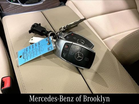 Certified 2021 Mercedes-Benz C 300 4MATIC Sedan image 15