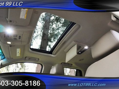 Used 2015 GMC Yukon SLT w/ Open Road Package AWD/4WD image 3