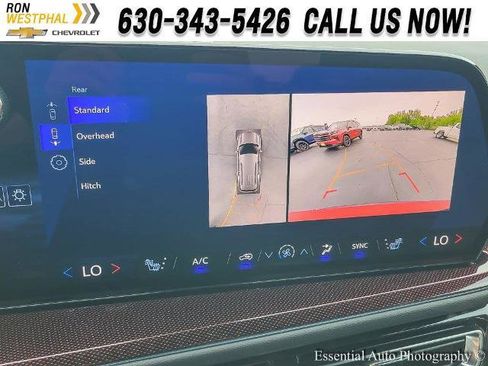 New 2025 Chevrolet Traverse Z71 w/ Enhanced Driving Package image 14