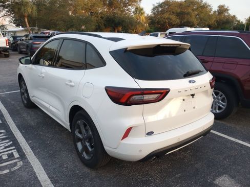 Used 2024 Ford Escape ST-Line w/ Tech Pack #1 FWD image 2