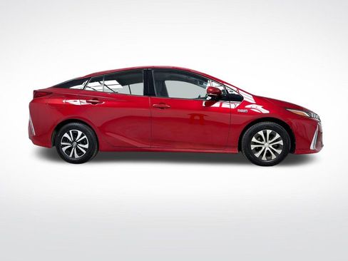 Used 2017 Toyota Prius Prime Plus image 2