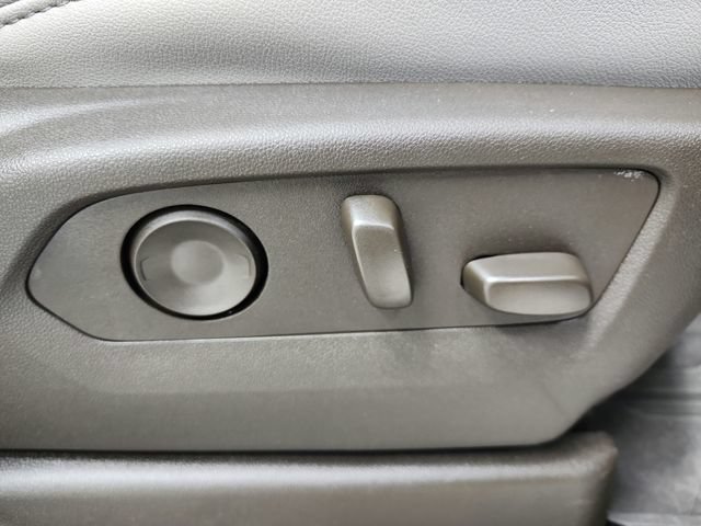 Used 2026 GMC Yukon XL Elevation w/ LPO, Floor Liner Package RWD image 40