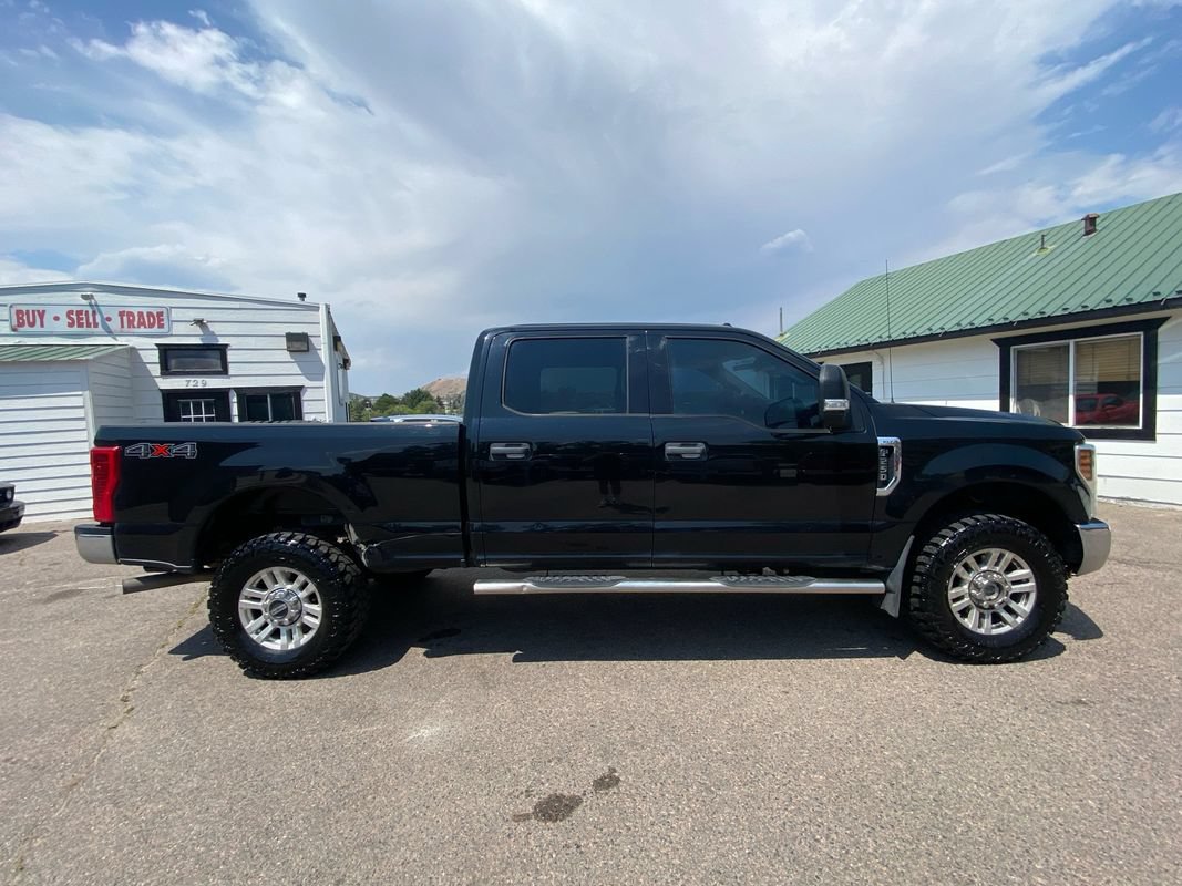 Used 2018 Ford F250 XLT AWD/4WD image 2