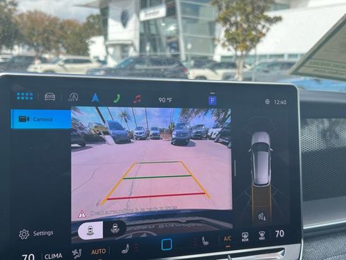 Certified 2025 Volkswagen Tiguan S image 18