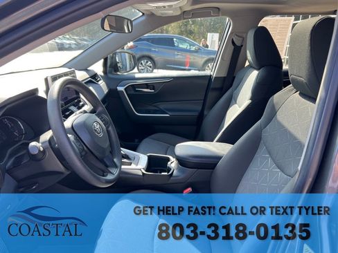 Used 2023 Toyota RAV4 XLE w/ Convenience Package image 10