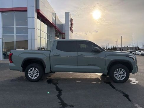 Used 2024 Toyota Tundra SR5 w/ SR5 Premium Package image 8