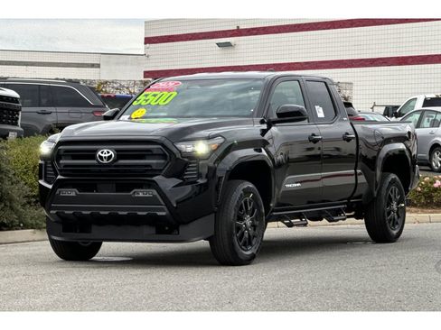 New 2026 Toyota Tacoma SR5 image 8