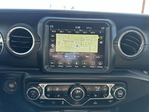 Used 2023 Jeep Wrangler Unlimited Sahara w/ Cold Weather Group image 24