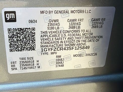 Certified 2025 Cadillac XT4 Premium Luxury FWD image 31