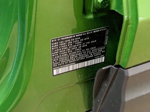 New 2025 Volkswagen Taos SE image 30