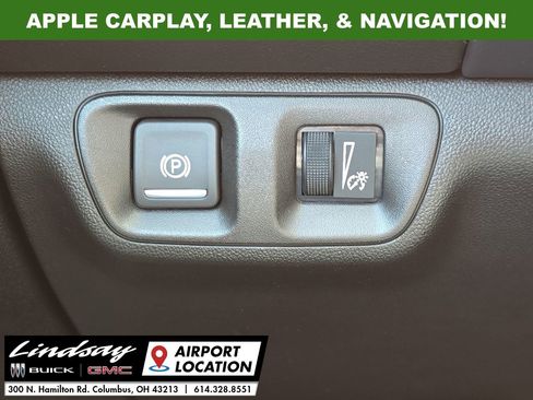 Used 2023 GMC Acadia SLT w/ Preferred Package image 18