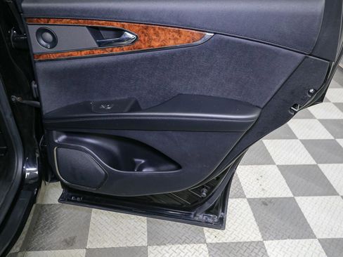 Used 2020 Lincoln Nautilus Reserve w/ Equipment Group 201A image 26