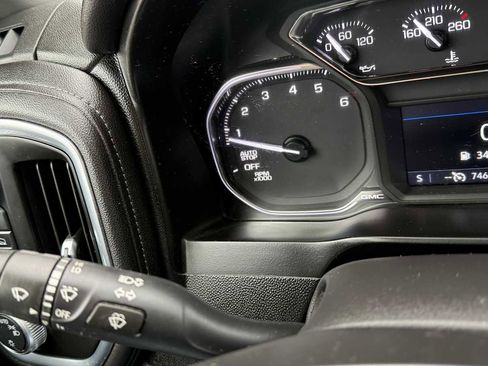 Used 2021 GMC Sierra 1500 SLE image 17