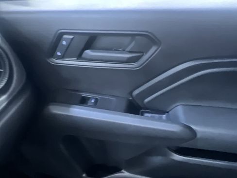 Used 2024 Chevrolet Colorado Trail Boss w/ Technology Package image 35