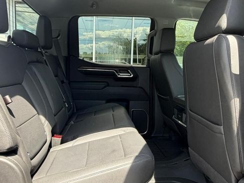 Used 2023 GMC Sierra 1500 SLT w/ SLT Premium Package AWD/4WD image 36