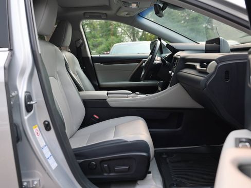 Used 2019 Lexus RX 350 AWD w/ Navigation Package image 9