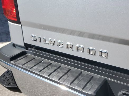 Used 2015 Chevrolet Silverado 2500 LT w/ LT Convenience Package image 30