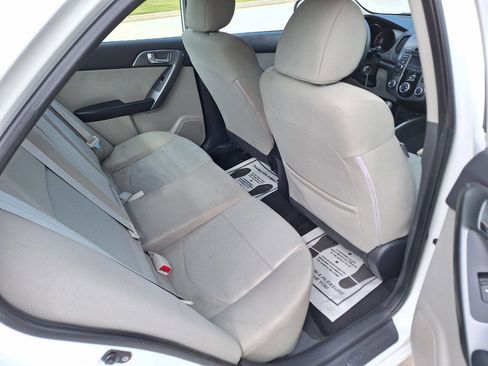Used 2013 Kia Forte EX image 12