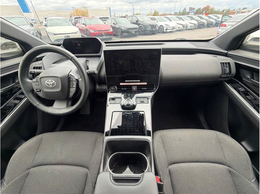 Used 2024 Toyota bZ4X AWD w/ Weather Package image 5