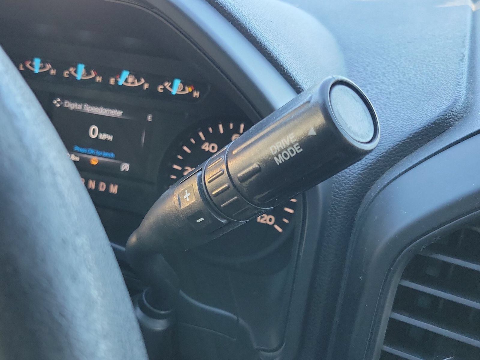 Used 2019 Ford F150 XL w/ Equipment Group 101A Mid AWD/4WD image 16