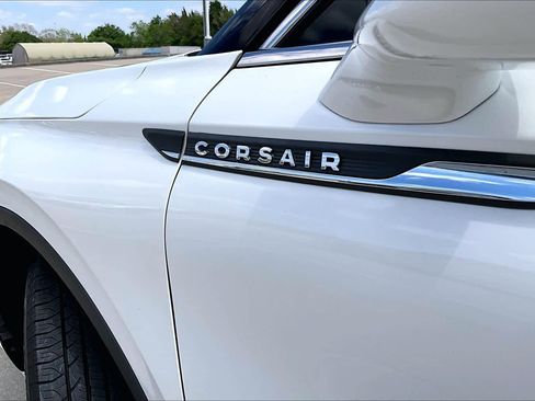 Used 2020 Lincoln Corsair FWD w/ Equipment Group 101A image 27