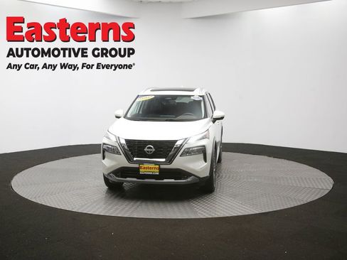Used 2022 Nissan Rogue SL w/ SL Premium Package image 54