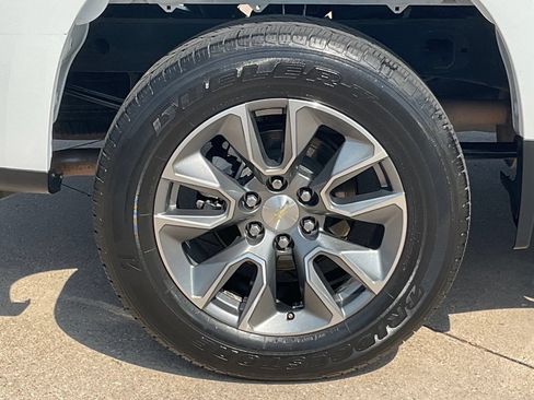 Used 2019 Chevrolet Silverado 1500 LT w/ Texas Edition RWD image 7