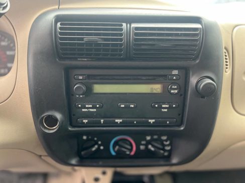 Used 2005 Ford Ranger XLT image 13