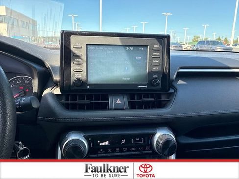 Used 2020 Toyota RAV4 LE w/ All Weather Liner Package AWD/4WD image 29