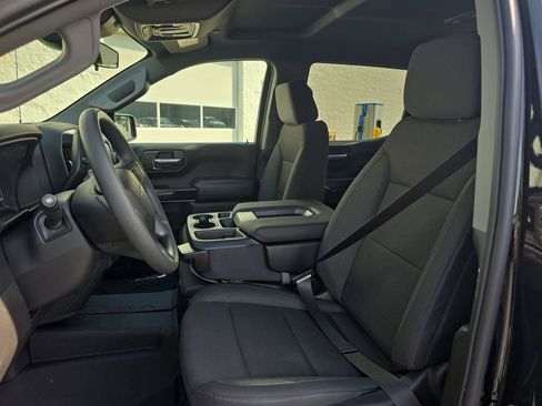 New 2026 Chevrolet Silverado 1500 Custom Trail Boss w/ Midnight Edition AWD/4WD image 13