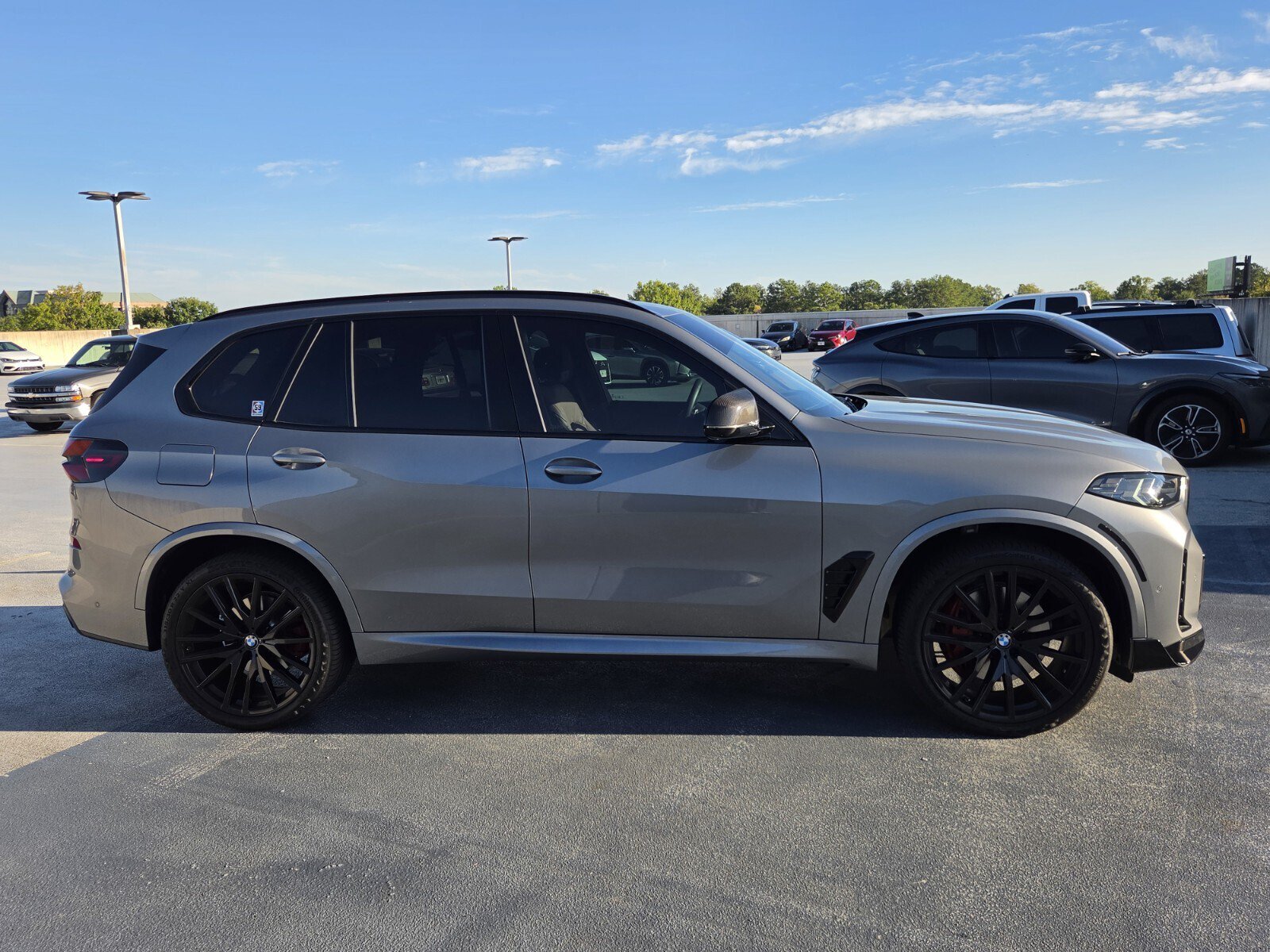 Used 2026 BMW X5 xDrive40i w/ M Sport Package AWD/4WD image 6