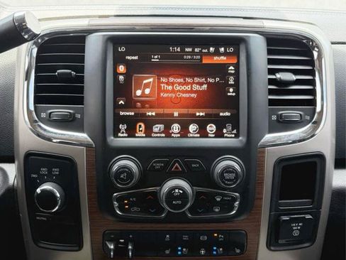 Used 2014 RAM 3500 Laramie w/ Protection Group AWD/4WD image 17