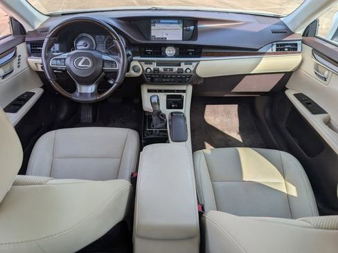 Used 2016 Lexus ES 350 w/ Navigation System Package FWD image 10