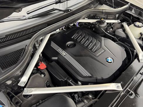 Used 2022 BMW X7 xDrive40i image 18