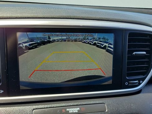 Used 2021 Kia Sportage LX FWD image 23