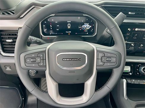 New 2026 GMC Sierra 2500 Denali w/ Denali Reserve Package image 7