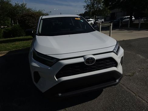 Used 2025 Toyota RAV4 LE FWD image 2